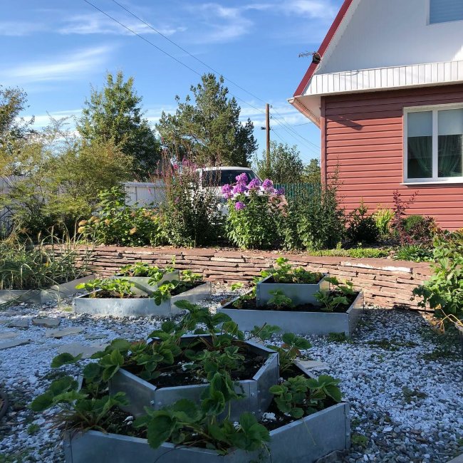 Клумба "Сота" 700 оцинкованная в Иркутске Клумба "Сота" 700 оцинкованная в Иркутске